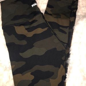 Victoria’s Secret camp leggings